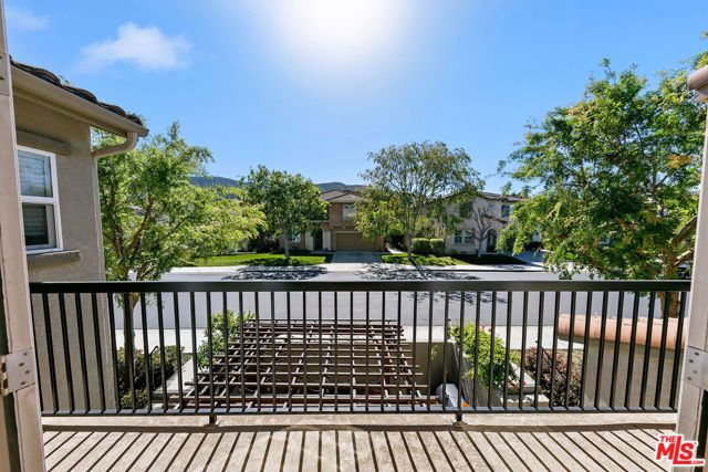 1572 Silver Shadow Drive, Newbury Park (thousand Oaks), CA 91320