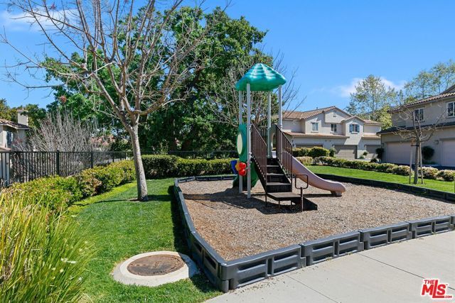1572 Silver Shadow Drive, Newbury Park (thousand Oaks), CA 91320