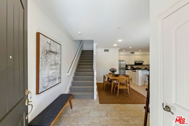 1572 Silver Shadow Drive, Newbury Park (thousand Oaks), CA 91320