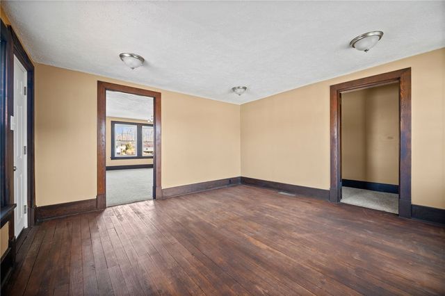 548 N Main St, Masontown, PA 15417