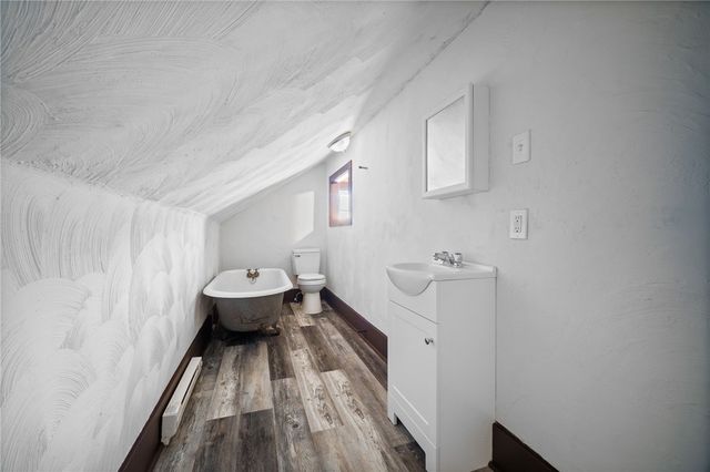 548 N Main St, Masontown, PA 15417