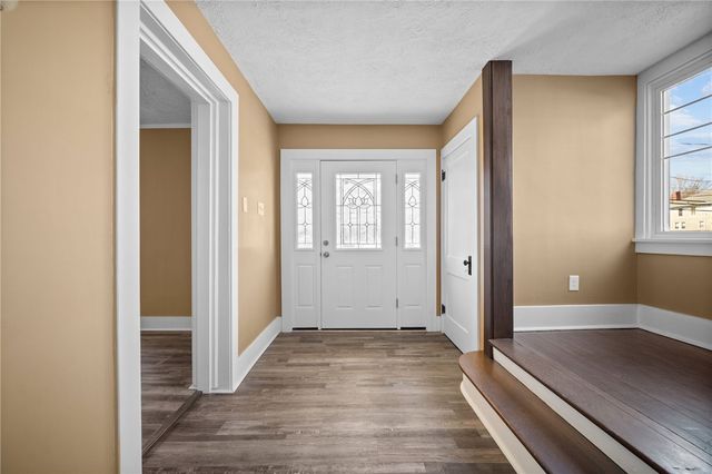 548 N Main St, Masontown, PA 15417