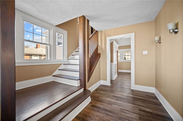 548 N Main St, Masontown, PA 15417