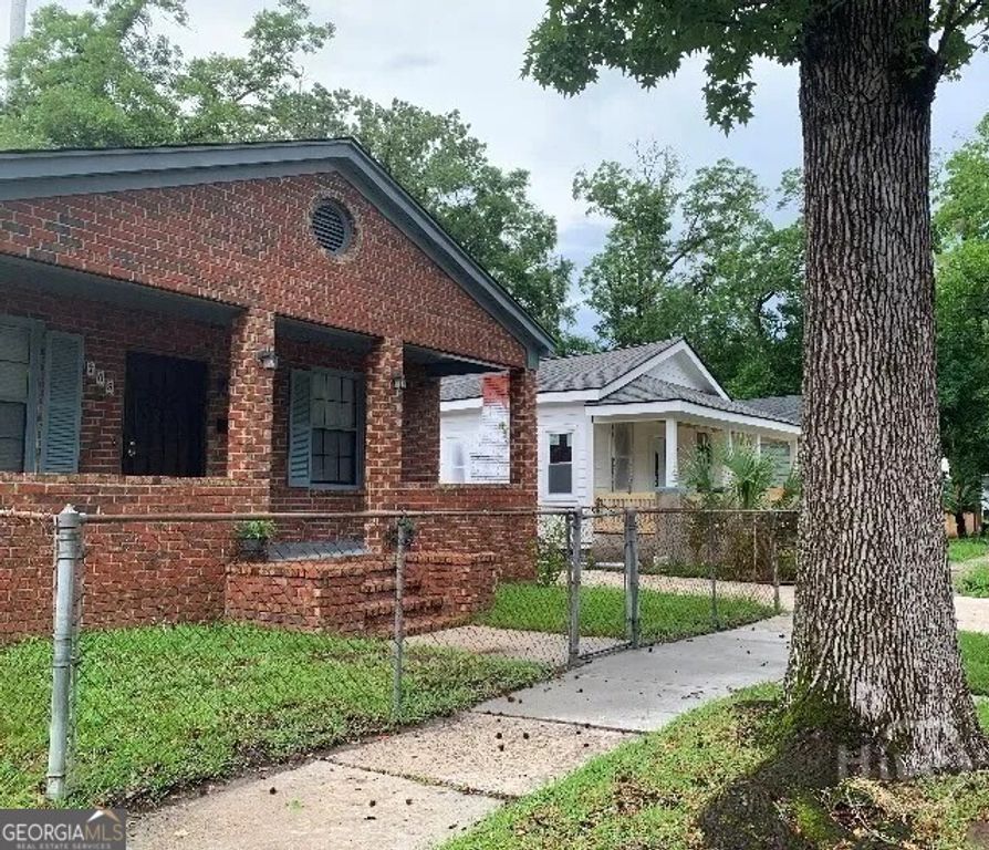 708 E 32nd Street, Savannah, GA 31401