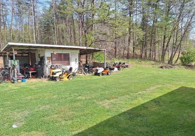 180 Walker Road, Tellico Plains, TN 37385