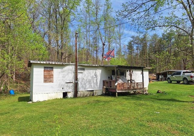 180 Walker Road, Tellico Plains, TN 37385