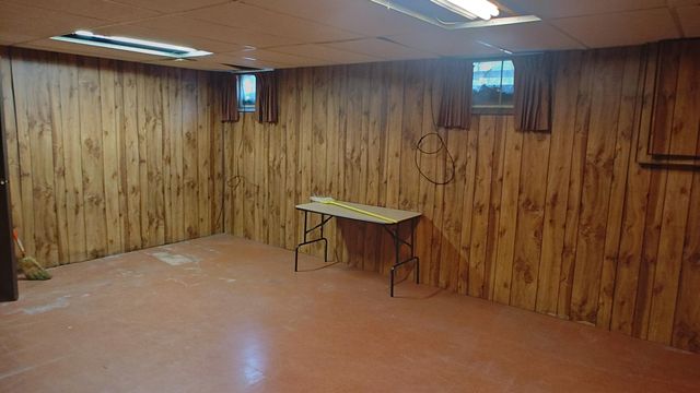 422 3 Mile Road Ne, Grand Rapids Twp, MI 49505