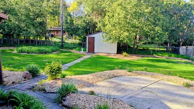 422 3 Mile Road Ne, Grand Rapids Twp, MI 49505