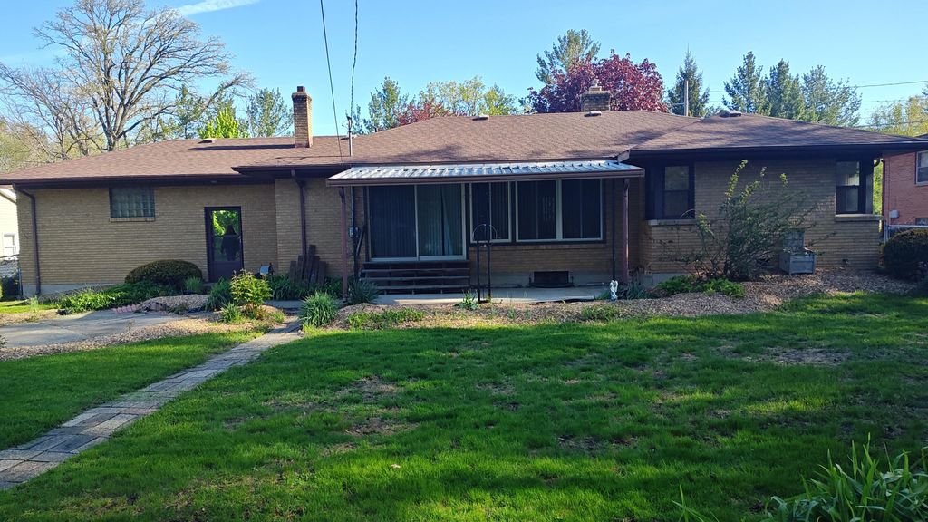 422 3 Mile Road Ne, Grand Rapids Twp, MI 49505