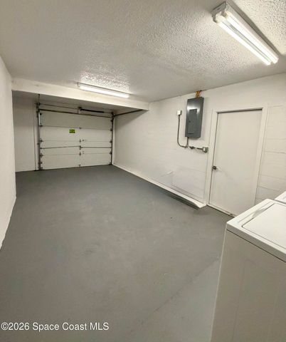 557 Chantilly Drive, Melbourne, FL 32935