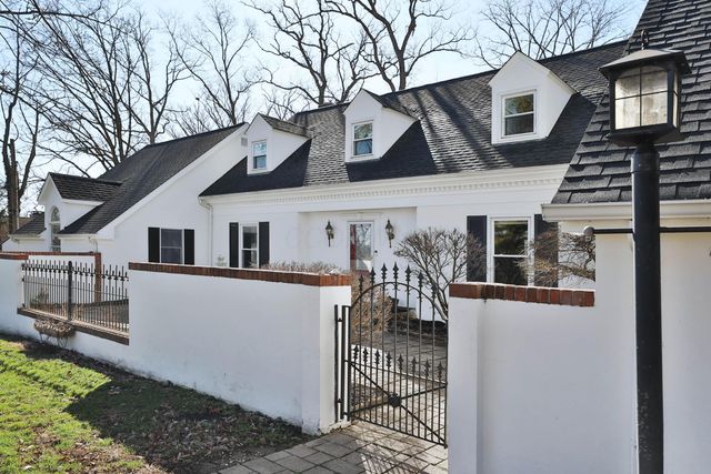 41 Indian Run Drive, Dublin, OH 43017