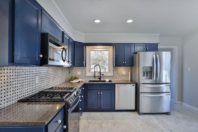 41 Indian Run Drive, Dublin, OH 43017