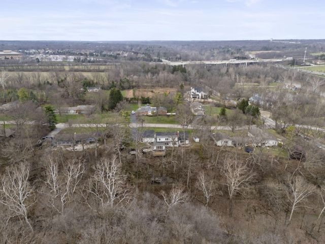 41 Indian Run Drive, Dublin, OH 43017