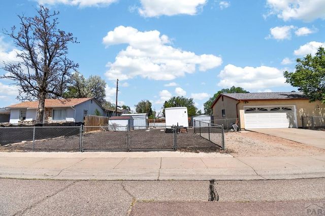 4327 Sage St., Pueblo, CO 81005