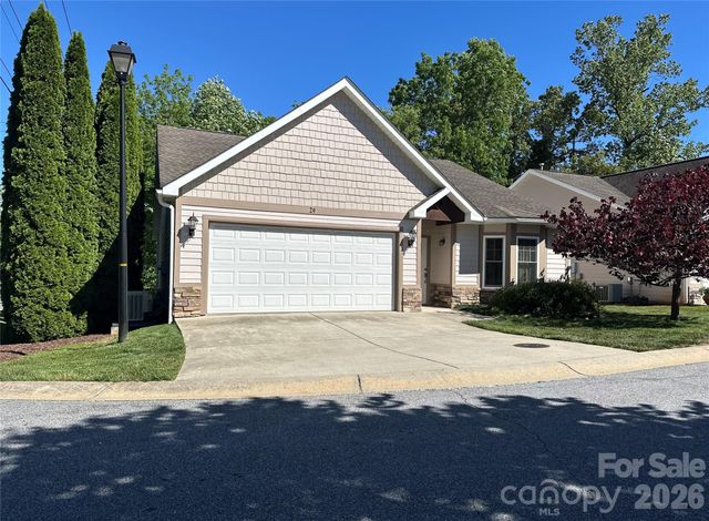 29 Kaylor Drive, Arden, NC 28704