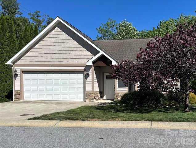 29 Kaylor Drive, Arden, NC 28704