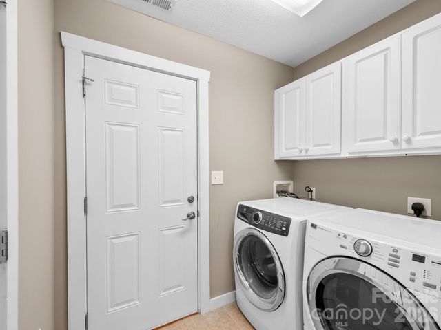 29 Kaylor Drive, Arden, NC 28704