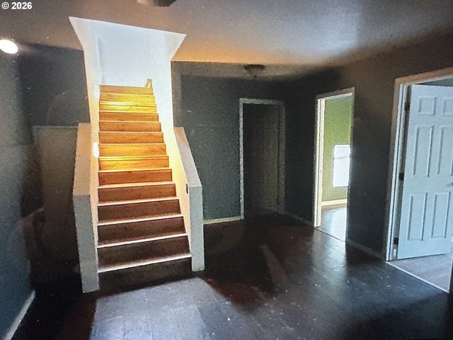 15216 Se GLADSTONE St, Portland, OR 97236