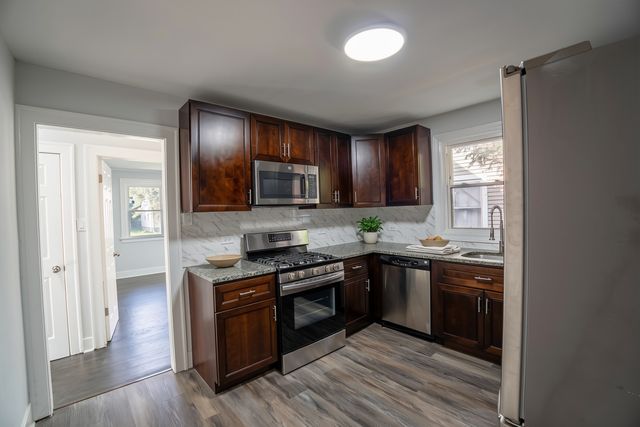 201 E 143rd Street, Dolton, IL 60419