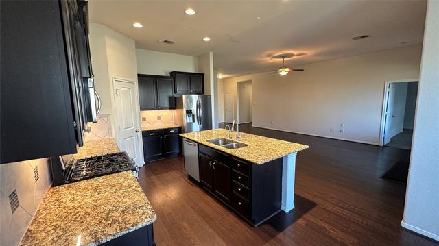 14046 Sand Ridge Crossing, Conroe, TX 77384
