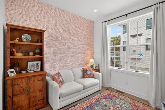 31 Kestrel Heights, Plymouth, MA 02360