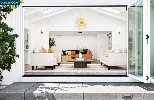 128 Via Bonita, Alamo, CA 94507