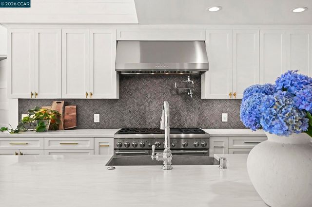 128 Via Bonita, Alamo, CA 94507