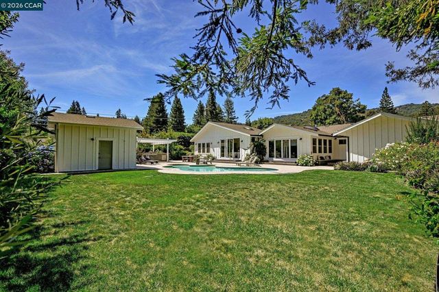 128 Via Bonita, Alamo, CA 94507