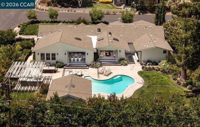 128 Via Bonita, Alamo, CA 94507