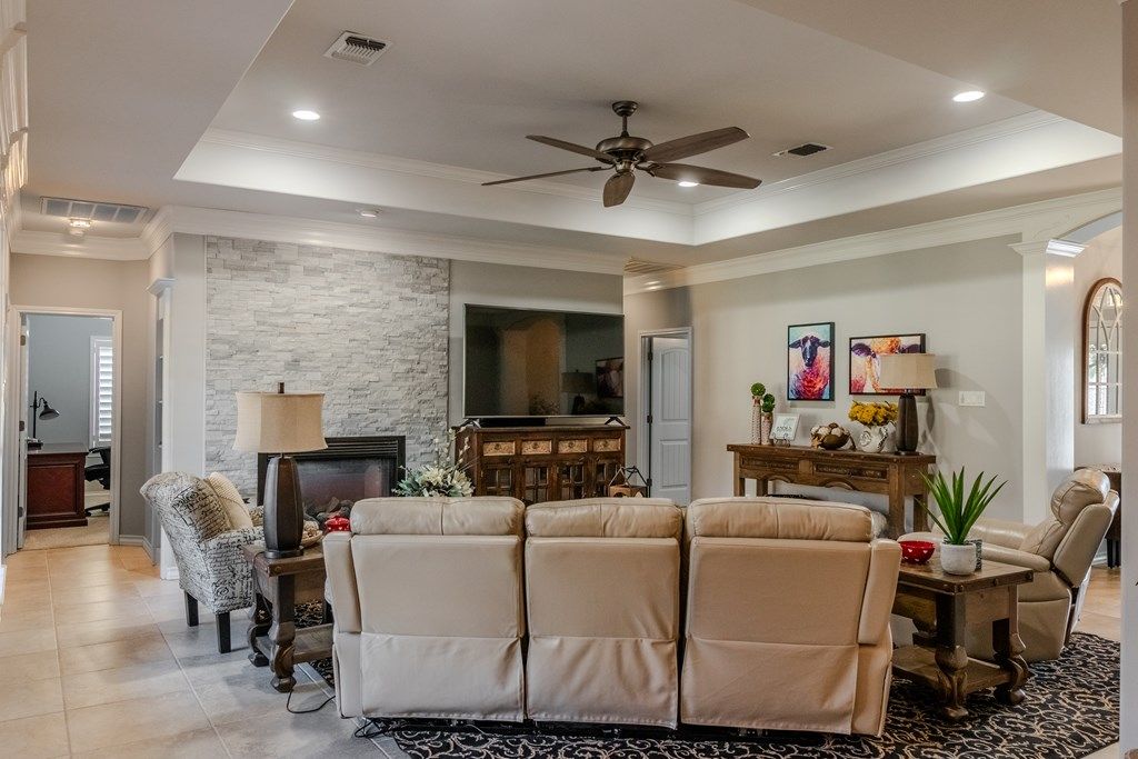 Image 6 of property listing at 5227 Westway Dr, San Angelo, TX 76904