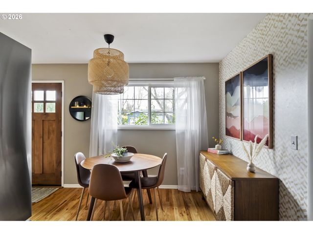 2330 Ne 121ST Ave, Portland, OR 97220