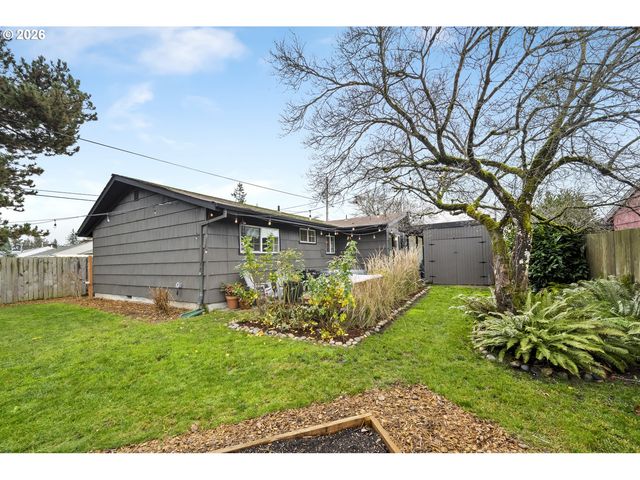 2330 Ne 121ST Ave, Portland, OR 97220