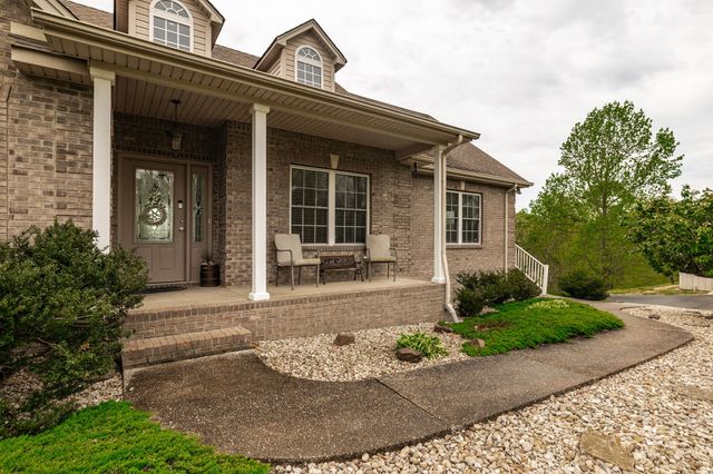 1103 Johnny Spears Rd, Westmoreland, TN 37186