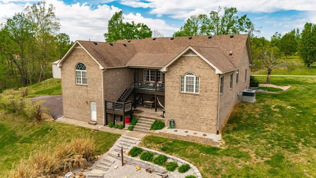 1103 Johnny Spears Rd, Westmoreland, TN 37186