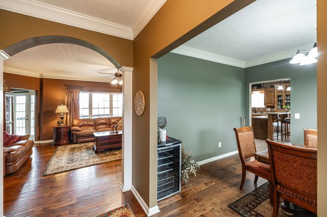 1103 Johnny Spears Rd, Westmoreland, TN 37186