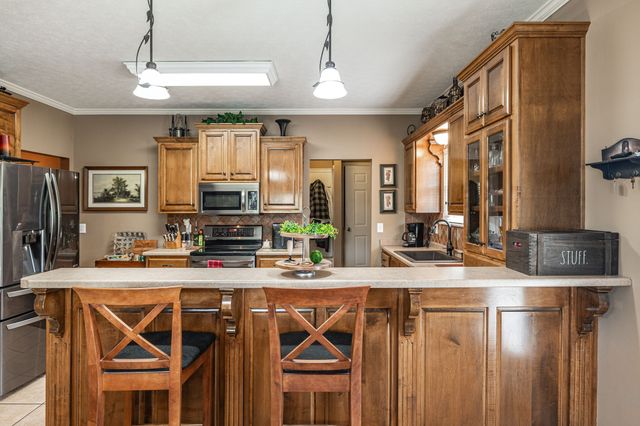 1103 Johnny Spears Rd, Westmoreland, TN 37186