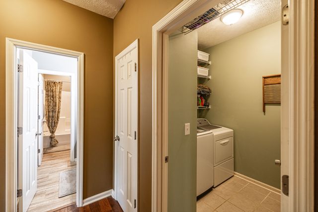 1103 Johnny Spears Rd, Westmoreland, TN 37186
