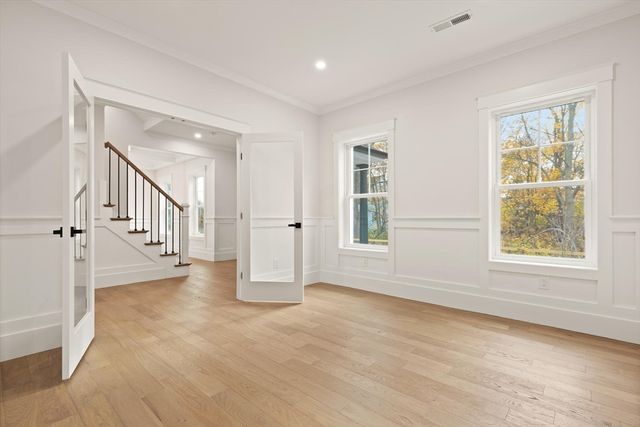 44 Buffington St, Attleboro, MA 02703