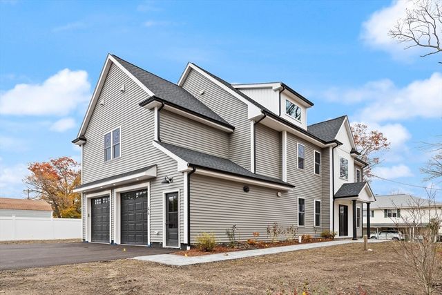 44 Buffington St, Attleboro, MA 02703