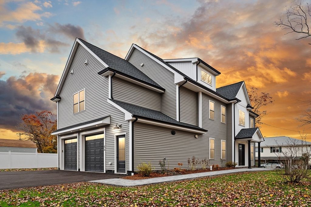 44 Buffington St, Attleboro, MA 02703