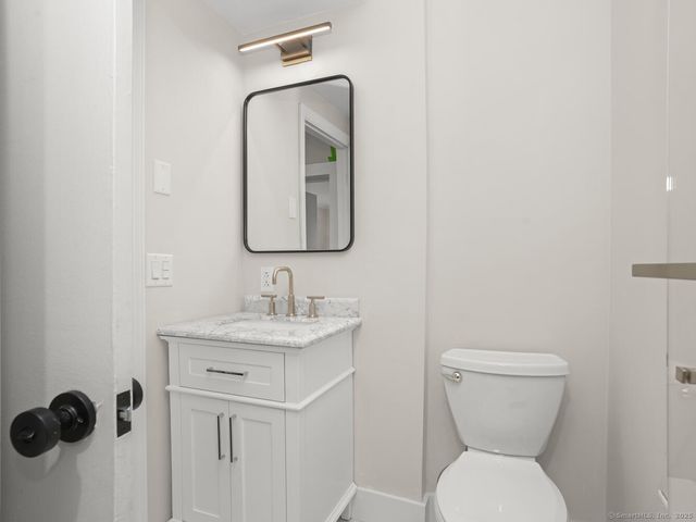 21 Holcomb Avenue, Stamford, CT 06906