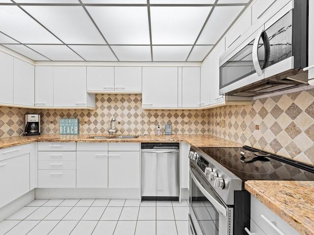 3450 S Ocean Boulevard 906, Highland Beach, FL 33487