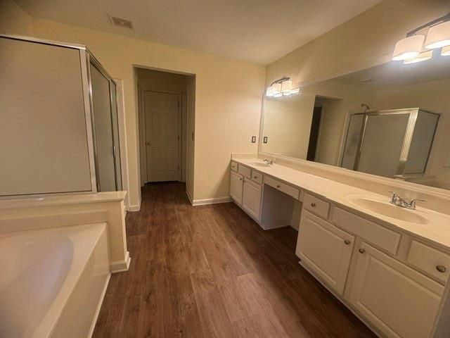 220 Gaines Oak Way, Suwanee, GA 30024