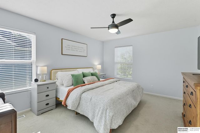 19026 Ontario Street, Omaha, NE 68130