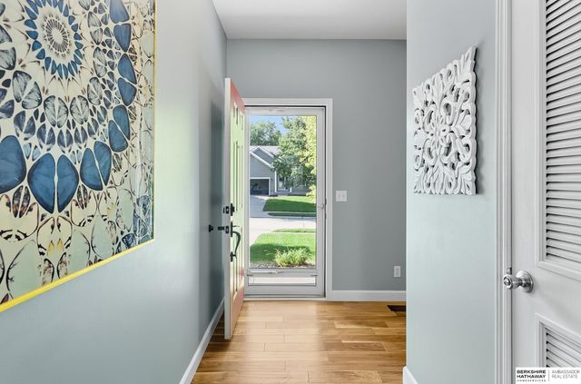 19026 Ontario Street, Omaha, NE 68130