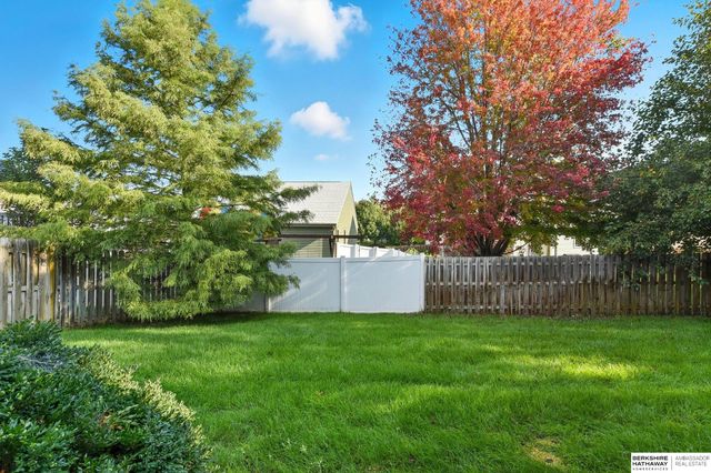 19026 Ontario Street, Omaha, NE 68130