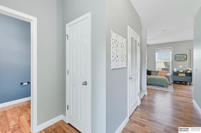 19026 Ontario Street, Omaha, NE 68130