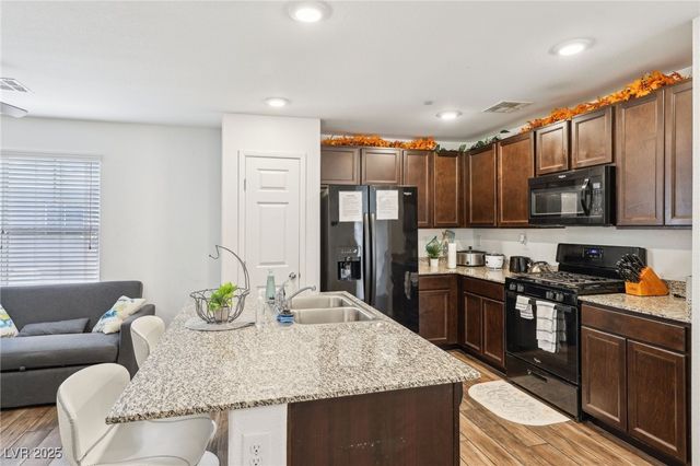 4612 Townwall Street, Las Vegas, NV 89115