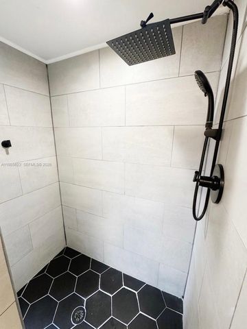 1433 Kittiwake Ct, Homestead, FL 33035