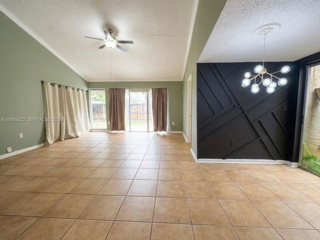 1433 Kittiwake Ct, Homestead, FL 33035